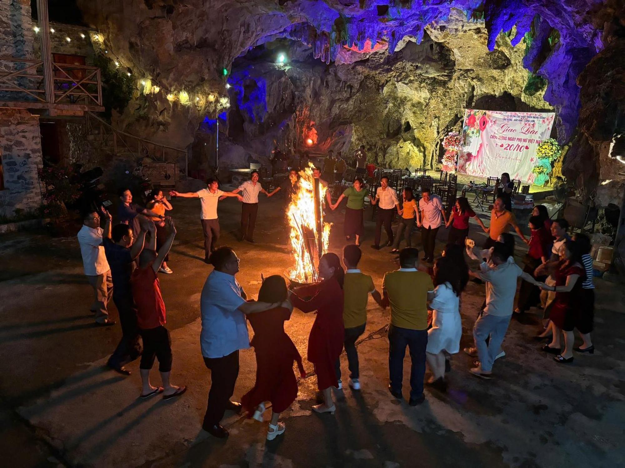 Yen Nhi Homestay Ban Gioc Cao Bang Extérieur photo